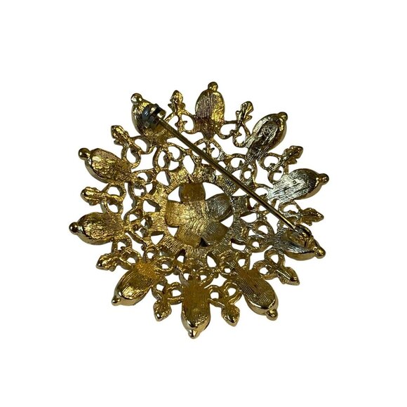 Vintage Gold-Tone Brooch Blue Rhinestones Filigree Floral Elegant Statement Pin - Picture 4 of 4